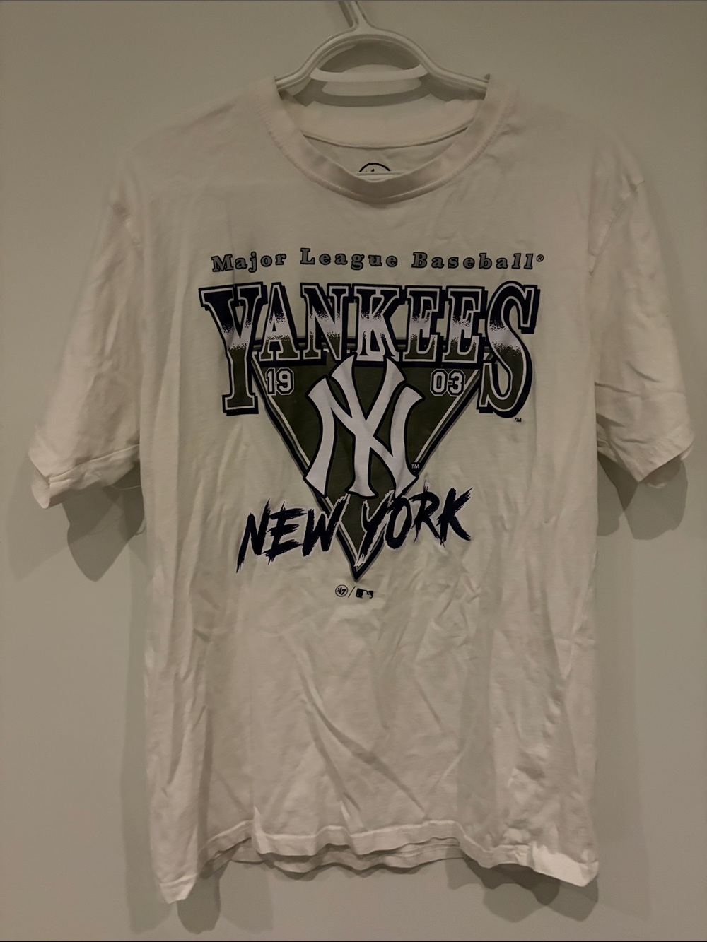 White Graphic Tee Yankees New York shirt